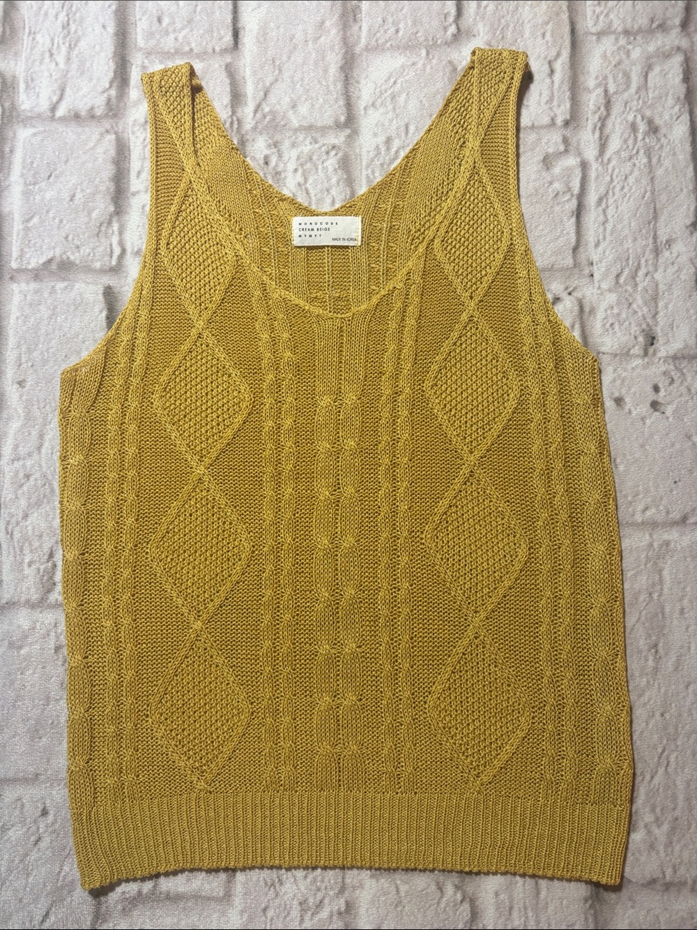 MYMYT Monocode cream beige Knit Crop Tank small